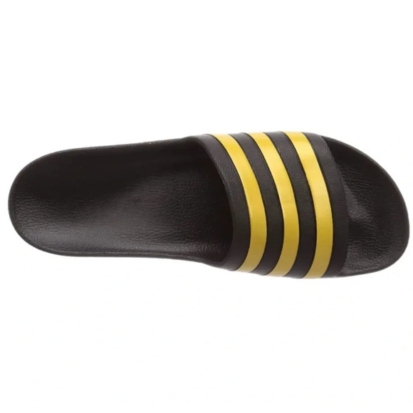 Mens adidas sandals slides 8 NWT - Picture 3 of 7